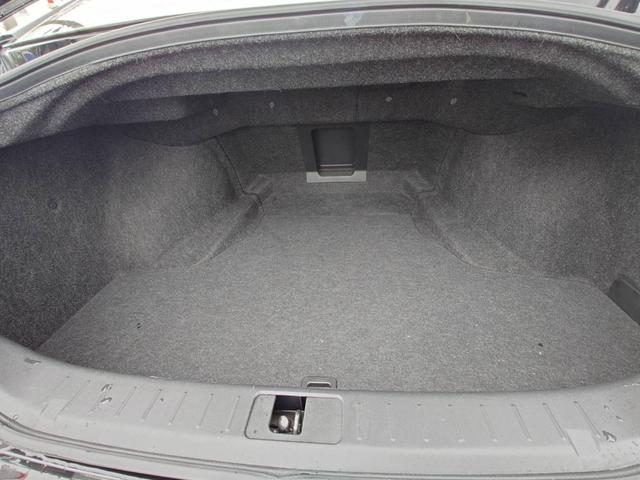 トランク内です。