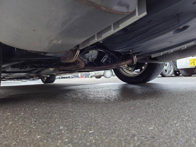 リヤ側下回りです。