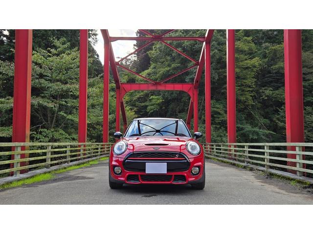 ＭＩＮＩ クーパーＳＤ　ＪＣＷパッケージ　バックカメラ　クルーズコントロール　前後ドライブレコーダー　ＪＣＷステアリング　ＭＴモード　ＬＥＤヘッドライト　スロットインＥＴＣ　禁煙車　Ｂｌｕｅｔｏｏｔｈ　ブラックベゼル（15枚目）