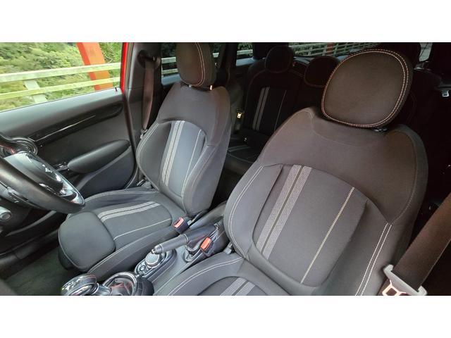 ＭＩＮＩ クーパーＳＤ　ＪＣＷパッケージ　バックカメラ　クルーズコントロール　前後ドライブレコーダー　ＪＣＷステアリング　ＭＴモード　ＬＥＤヘッドライト　スロットインＥＴＣ　禁煙車　Ｂｌｕｅｔｏｏｔｈ　ブラックベゼル（47枚目）