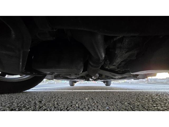 MINI クーパー ハロゲンヘッドライト ETC 禁煙車 ISOFIX 純正15inchアルミホイール 革ステアリング 前後フォグランプ キーレスキー 赤アクセント内装 AUX AUTOエアコン パワーウィンドウ(49枚目)