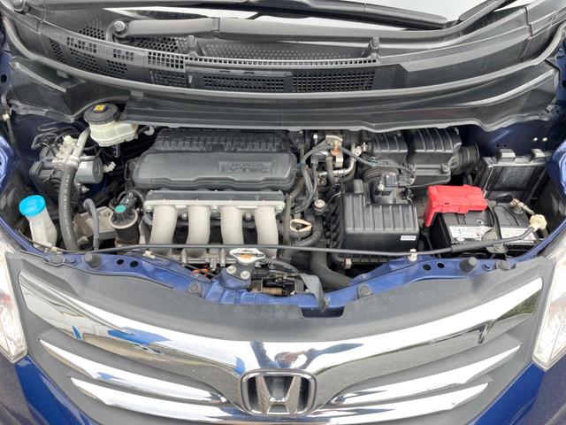 フリード G ジャストセレクション 純正SDナビ バックカメラ 禁煙車 スマートキー ETC オートエアコン CD DVD再生 地デジ(20枚目)