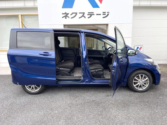 フリード G ジャストセレクション 純正SDナビ バックカメラ 禁煙車 スマートキー ETC オートエアコン CD DVD再生 地デジ(23枚目)