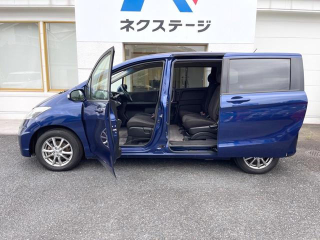 フリード G ジャストセレクション 純正SDナビ バックカメラ 禁煙車 スマートキー ETC オートエアコン CD DVD再生 地デジ(26枚目)