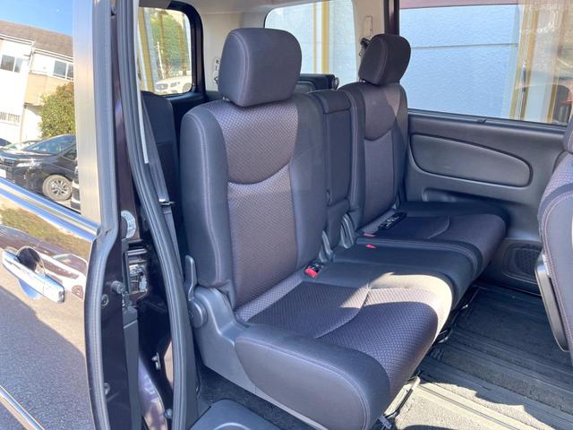 セレナ ハイウェイスター　両側電動ドア　ＨＤＤナビ　後席モニター　全周囲カメラ　禁煙車　ドラレコ　コーナーセンサー　スマートキー　ＨＩＤヘッド　ＥＴＣ　クルコン　純正１６インチアルミ　オートライト　オートエアコン（10枚目）