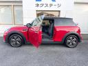 クーパー　プレミアムプラスパッケージクラシックトリム　クラシックトリム　純正ナビ　バックカメラ　ブラックルーフ　マルチディスプレイメーター　ハーフレザーシート　シートヒーター　ルームミラー内蔵ＥＴＣ（27枚目）