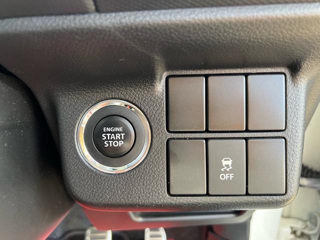 アルトワークス ベースグレード　デジタルミラー　社外マフラー　５ＭＴ　フォグＬＥＤ　Ｓキー　地デジ　ＴＵＲＢＯ　ＥＴＣ装備　メモリナビ　ＶＳＡ　キーフリ　ＡＵＴＯエアコン　ＡＢＳ付　ＤＶＤ再生　衝突安全ボディ　オートライト　エアロ（12枚目）