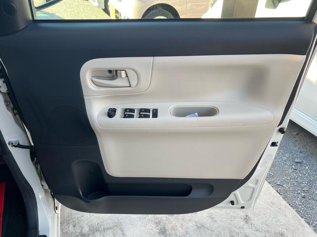 ムーヴキャンバス Ｘ　ＳＡＩＩ　衝突軽減ブレーキサポート　盗難防止　寒冷地仕様　両スライドドア　Ｂｌｕｅｔｏｏｔｈオーディオ　フルセグテレビ　アイドリングＳＴＯＰ　バックモニター付き　ＥＴＣ車載器　ＤＶＤ　横滑り防止機能　キーフリー（8枚目）