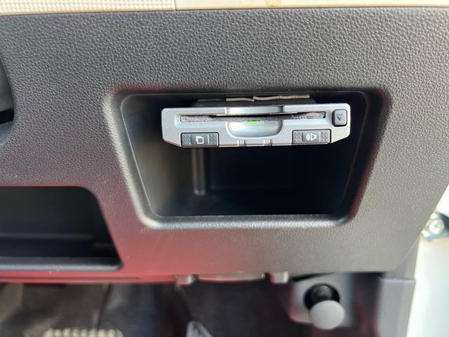 ムーヴキャンバス Ｘ　ＳＡＩＩ　衝突軽減ブレーキサポート　盗難防止　寒冷地仕様　両スライドドア　Ｂｌｕｅｔｏｏｔｈオーディオ　フルセグテレビ　アイドリングＳＴＯＰ　バックモニター付き　ＥＴＣ車載器　ＤＶＤ　横滑り防止機能　キーフリー（11枚目）