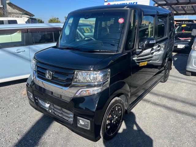 Ｎ－ＢＯＸカスタム Ｇ　ターボＳＳブラックスタイルパッケージ　シティーブレーキ　両側パワースライドドア　ナビＴＶ　バックモニター　シートヒーター　　横滑り防止　ＤＶＤ　キーレス　Ｉ－ＳＴＯＰ　エアコン　ターボ　クルーズコントロール　半革シート　カーテンエアバック（2枚目）