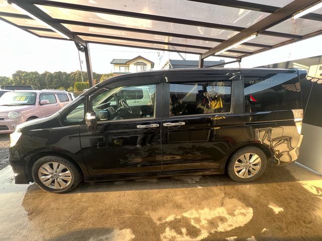 ステップワゴンスパーダ クールスピリット 全周囲カメラ 両側パワースライドドア HDDナビゲーション ナビ ETC フロントカメラ ESC スマートキー イモビライザー キーレス フルフラット 3列シート 衝突安全ボディ オートエアコン(28枚目)