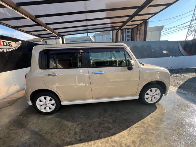 アルトラパン １０ｔｈアニバーサリーリミテッド　バックカメラ付　ドラレコ　シートヒーター　電動ミラー　クラッツィオシートカバー　フルセグ地デジ　インテリキー　ＤＶＤ再生可能　メモリーナビ　衝撃安全ボディー　ＥＴＣ　エアコンサイクル部品全新品交換済み（45枚目）