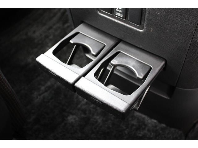 エルグランド ２５０ハイウェイスター　後席モニター　Ｂｌｕｅｔｏｏｔｈ　ＵＳＢ　サンルーフ　ＥＴＣ　ＡＣ１００Ｖ電源　全方位カメラ　両側パワースライドドア　オットマン　ウォークスルー　クリアランスソナー　ＴＶ　サンシェード　オートライト（28枚目）