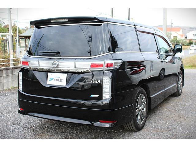 エルグランド ２５０ハイウェイスター　１年間走行無制限保証　後席モニター　Ｂｌｕｅｔｏｏｔｈ　ライダールック　ＵＳＢ　バックカメラ　ＥＴＣ　セキュリティ　両側パワースライドドア　サンシェード　オットマン　オートライト　デイライト（2枚目）