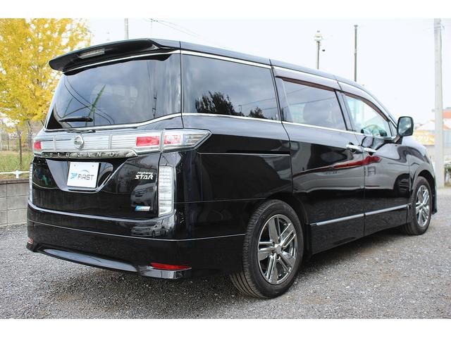 エルグランド ２５０ハイウェイスター　１年間走行無制限保証　後席モニター　Ｂｌｕｅｔｏｏｔｈ　ライダールック　ＵＳＢ　バックカメラ　ＥＴＣ　セキュリティ　両側パワースライドドア　サンシェード　オットマン　オートライト　デイライト（12枚目）