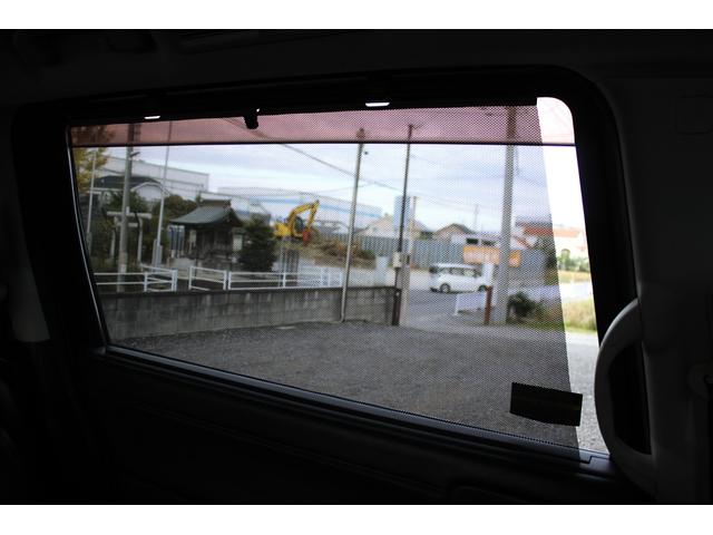 エルグランド ２５０ハイウェイスター　１年間走行無制限保証　後席モニター　Ｂｌｕｅｔｏｏｔｈ　ライダールック　ＵＳＢ　バックカメラ　ＥＴＣ　セキュリティ　両側パワースライドドア　サンシェード　オットマン　オートライト　デイライト（27枚目）