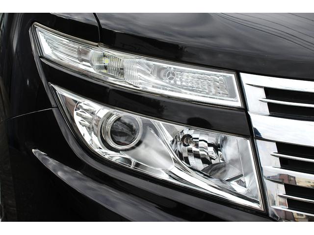 エルグランド ２５０ハイウェイスター　１年間走行無制限保証　後席モニター　Ｂｌｕｅｔｏｏｔｈ　ライダールック　ＵＳＢ　バックカメラ　ＥＴＣ　セキュリティ　両側パワースライドドア　サンシェード　オットマン　オートライト　デイライト（34枚目）