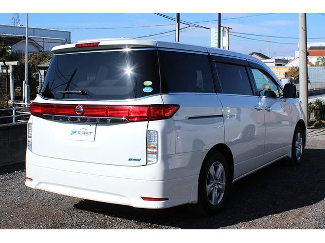 エルグランド ２５０ＸＧ　Ｂｌｕｅｔｏｏｔｈ　全方位カメラ　ＥＴＣ　ＵＳＢ　セキュリティ　ＡＣ１００Ｖ電源　両側パワースライドドア　サンシェード　オットマン　ＴＶ　オートライト　ＨＩＤヘッドライト　ミュージックサーバー（2枚目）