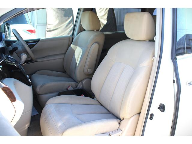 エルグランド ２５０ＸＧ　Ｂｌｕｅｔｏｏｔｈ　全方位カメラ　ＥＴＣ　ＵＳＢ　セキュリティ　ＡＣ１００Ｖ電源　両側パワースライドドア　サンシェード　オットマン　ＴＶ　オートライト　ＨＩＤヘッドライト　ミュージックサーバー（16枚目）