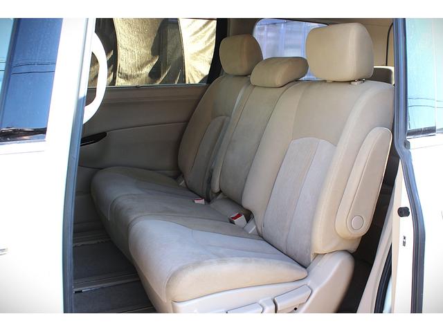 エルグランド ２５０ＸＧ　Ｂｌｕｅｔｏｏｔｈ　全方位カメラ　ＥＴＣ　ＵＳＢ　セキュリティ　ＡＣ１００Ｖ電源　両側パワースライドドア　サンシェード　オットマン　ＴＶ　オートライト　ＨＩＤヘッドライト　ミュージックサーバー（17枚目）