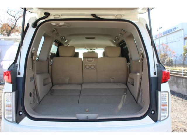 エルグランド ２５０ＸＧ　Ｂｌｕｅｔｏｏｔｈ　全方位カメラ　ＥＴＣ　ＵＳＢ　セキュリティ　ＡＣ１００Ｖ電源　両側パワースライドドア　サンシェード　オットマン　ＴＶ　オートライト　ＨＩＤヘッドライト　ミュージックサーバー（35枚目）