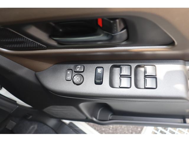 スペーシア ハイブリッドＸ　両側電動スライドドア　クリアランスソナー　衝突被害軽減システム　オートライト　ＬＥＤヘッドランプ　スマートキー　アイドリングストップ　電動格納ミラー　シートヒーター　ベンチシート　ＣＶＴ（11枚目）