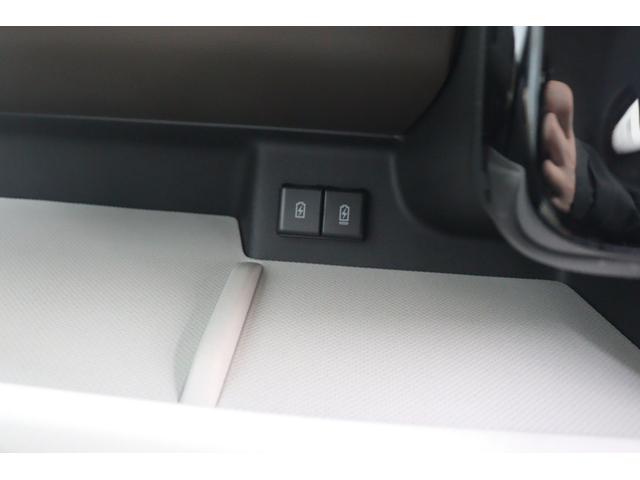 スペーシア ハイブリッドＸ　両側電動スライドドア　クリアランスソナー　衝突被害軽減システム　オートライト　ＬＥＤヘッドランプ　スマートキー　アイドリングストップ　電動格納ミラー　シートヒーター　ベンチシート　ＣＶＴ（5枚目）