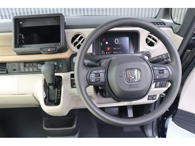 Ｎ－ＢＯＸ ベースグレード　両側スライド・片側電動　クリアランスソナー　オートクルーズコントロール　レーンアシスト　衝突被害軽減システム　オートライト　ＬＥＤヘッドランプ　スマートキー　アイドリングストップ　ベンチシート　ＣＶＴ（2枚目）