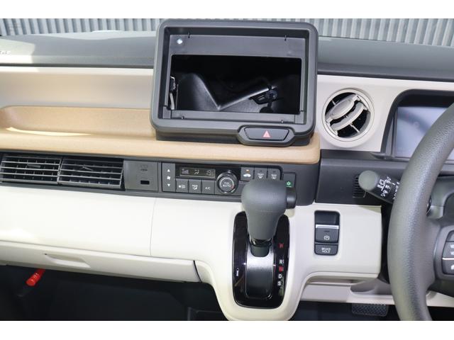 Ｎ－ＢＯＸ ベースグレード　両側スライド・片側電動　クリアランスソナー　オートクルーズコントロール　レーンアシスト　衝突被害軽減システム　オートライト　ＬＥＤヘッドランプ　スマートキー　アイドリングストップ　ベンチシート　ＣＶＴ（3枚目）