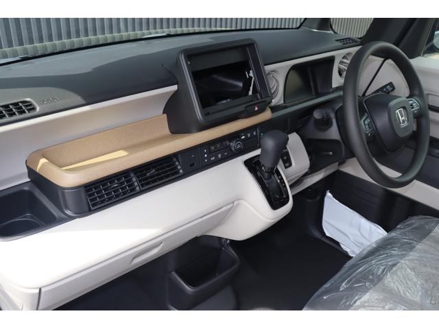 Ｎ－ＢＯＸ ベースグレード　両側スライド・片側電動　クリアランスソナー　オートクルーズコントロール　レーンアシスト　衝突被害軽減システム　オートライト　ＬＥＤヘッドランプ　スマートキー　アイドリングストップ　ベンチシート　ＣＶＴ（9枚目）