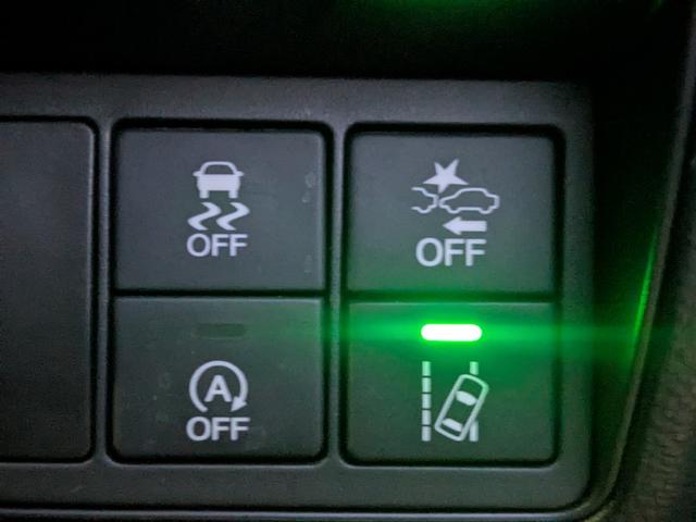 オデッセイ アブソルート　１年保証／８人乗り／４ＷＤ／ホンダセンシング／スマキー／両側電動ドア／純正ナビ／Ｂカメラ／ＥＴＣ／Ｂカメラ／Ｂｌｕｅｔｏｏｔｈ接続／Ｐスタート／パドルシフト／ＨＩＤ／フォグ／アイスト／クルコン（7枚目）