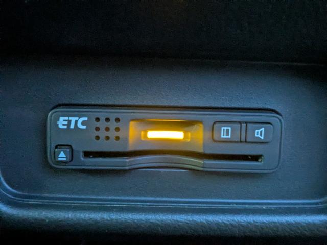 オデッセイ アブソルート　１年保証／８人乗り／４ＷＤ／ホンダセンシング／スマキー／両側電動ドア／純正ナビ／Ｂカメラ／ＥＴＣ／Ｂカメラ／Ｂｌｕｅｔｏｏｔｈ接続／Ｐスタート／パドルシフト／ＨＩＤ／フォグ／アイスト／クルコン（10枚目）