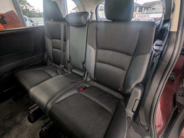 オデッセイ アブソルート　１年保証／８人乗り／４ＷＤ／ホンダセンシング／スマキー／両側電動ドア／純正ナビ／Ｂカメラ／ＥＴＣ／Ｂカメラ／Ｂｌｕｅｔｏｏｔｈ接続／Ｐスタート／パドルシフト／ＨＩＤ／フォグ／アイスト／クルコン（28枚目）