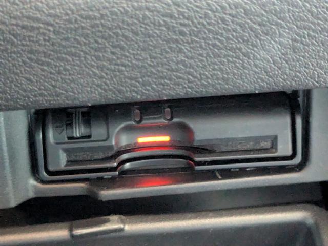 セレナ ハイウェイスター Vセレクション /1年保証/禁煙/安全装置/両側電動/スマキ-/純正ナビ/パノラマモニタ-/ETC/後席モニタ-/純正Fドラレコ/コーナ-センサ-/クルコン/フルセグ/Pスタ-ト/(8枚目)