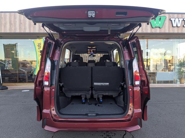 セレナ ハイウェイスター Vセレクション /1年保証/禁煙/安全装置/両側電動/スマキ-/純正ナビ/パノラマモニタ-/ETC/後席モニタ-/純正Fドラレコ/コーナ-センサ-/クルコン/フルセグ/Pスタ-ト/(20枚目)