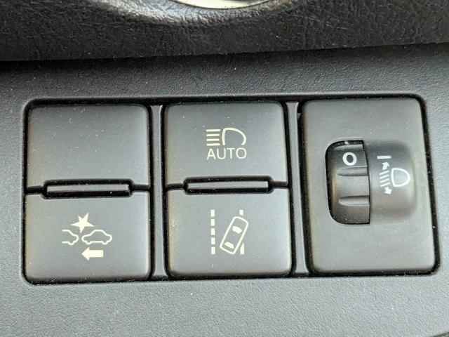 シエンタ G 1年間距離無制限保証/7人乗り/安全装置/両側電動スライドドア/Pスタート純正ナビ/ETC/Bカメラ/(10枚目)