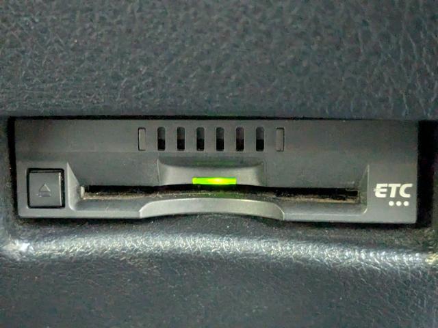 シエンタ G 1年間距離無制限保証/7人乗り/安全装置/両側電動スライドドア/Pスタート純正ナビ/ETC/Bカメラ/(11枚目)