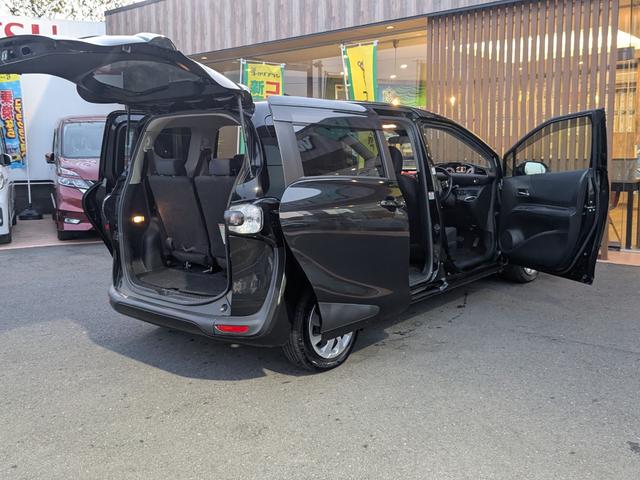 シエンタ G 1年間距離無制限保証/7人乗り/安全装置/両側電動スライドドア/Pスタート純正ナビ/ETC/Bカメラ/(20枚目)