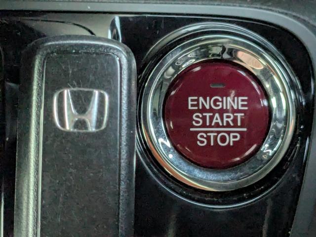 N-BOXスラッシュ G・ターボAパッケージ ワンオーナー/禁煙車/ターボ/バックカメラ/Pスタート/スマキー/CTBA/HID/Bluetooth接続/フルセグ/(6枚目)