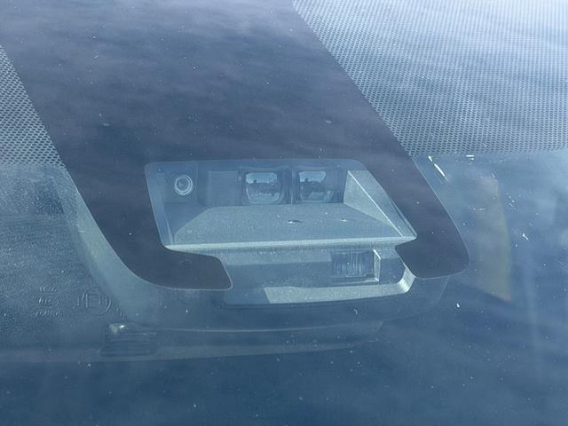 シエンタ G /禁煙/7人乗り/安全装置/両側電動/スマキ-/純正ナビ/Bカメラ/ETC/後席モニタ-/フルセグ/Bluetooth/Pスタ-ト/アイスト/LEDヘッドライト/フォグライト/ステリモ/(3枚目)