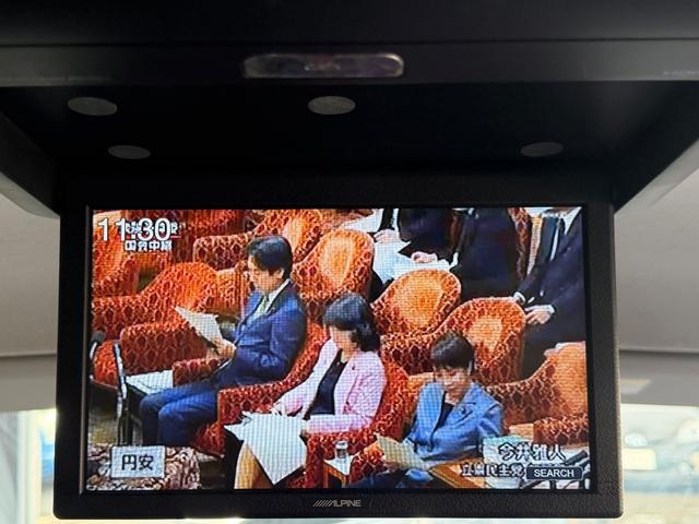 シエンタ G /禁煙/7人乗り/安全装置/両側電動/スマキ-/純正ナビ/Bカメラ/ETC/後席モニタ-/フルセグ/Bluetooth/Pスタ-ト/アイスト/LEDヘッドライト/フォグライト/ステリモ/(10枚目)