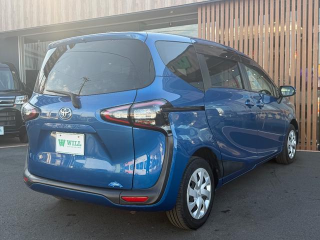 シエンタ G /禁煙/7人乗り/安全装置/両側電動/スマキ-/純正ナビ/Bカメラ/ETC/後席モニタ-/フルセグ/Bluetooth/Pスタ-ト/アイスト/LEDヘッドライト/フォグライト/ステリモ/(16枚目)