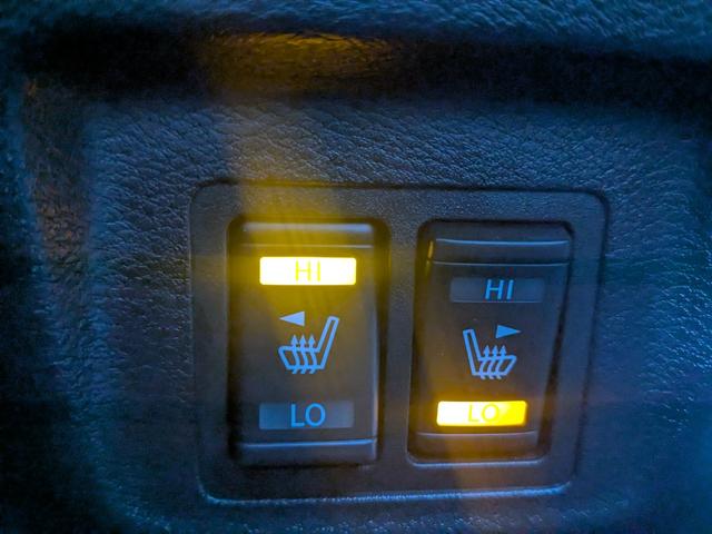 セレナ e-パワー XV 7人乗り/禁煙/安全装置/スマキー/e-power/両側電動/純正9インチナビ/Bカメラ/全方位カメラ/ドラレコ/Bluetooth/フルセグ/Pスタート/ステリモ/コーナーセンサー/シートヒーター(8枚目)