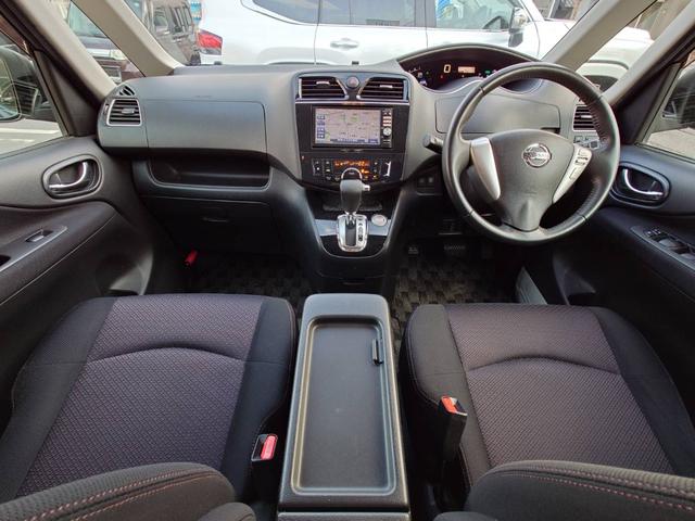 セレナ ハイウェイスター Vセレクション ワンオーナー車 純正ナビバックモニター フルセグTV ETC 純正フリップダウンモニター 両側パワースライドドア(5枚目)