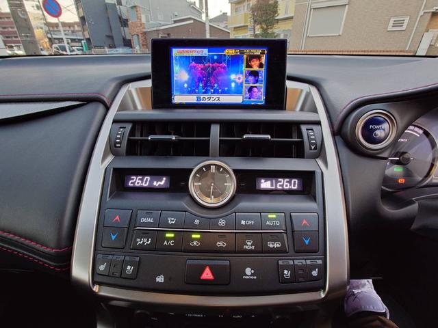 ＮＸ ＮＸ３００ｈ　Ｆスポーツ　サンルーフ　角形三眼ＬＥＤヘッドライト　パワーバックドア　ブラック／ダークローズスポーツ革シート　メーカーナビバックモニター　フルセグＴＶ　ＥＴＣ　１８インチＡＷ　プッシュスタート（11枚目）