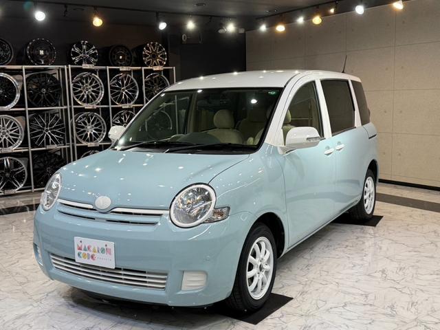 シエンタ Ｇ　１年保証／全塗装／屋根ホワイト塗装／新品ホイール／新品タイヤ／電動スライドドア／内装ベージュ／純正ナビ／ＴＶ／後席モニター／ＥＴＣ／バックカメラ／ＣＤ／ＤＶＤ／Ｂｌｕｅｔｏｏｔｈオーディオ／（2枚目）