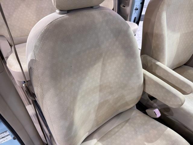 シエンタ Ｇ　１年保証／全塗装／屋根ホワイト塗装／新品ホイール／新品タイヤ／電動スライドドア／内装ベージュ／純正ナビ／ＴＶ／後席モニター／ＥＴＣ／バックカメラ／ＣＤ／ＤＶＤ／Ｂｌｕｅｔｏｏｔｈオーディオ／（41枚目）