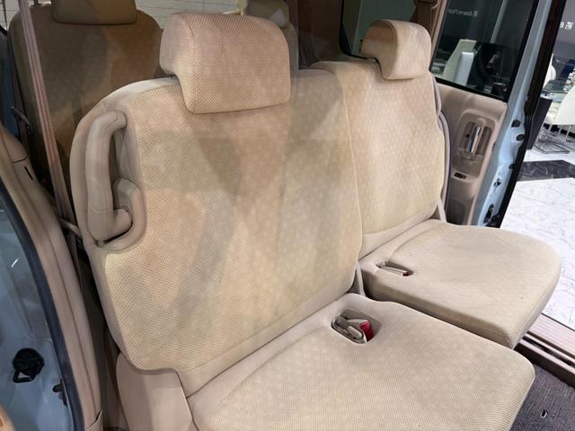 シエンタ Ｇ　１年保証／全塗装／屋根ホワイト塗装／新品ホイール／新品タイヤ／電動スライドドア／内装ベージュ／純正ナビ／ＴＶ／後席モニター／ＥＴＣ／バックカメラ／ＣＤ／ＤＶＤ／Ｂｌｕｅｔｏｏｔｈオーディオ／（44枚目）