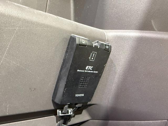 シエンタ Ｇ　１年保証／全塗装／屋根ホワイト塗装／新品ホイール／新品タイヤ／電動スライドドア／内装ベージュ／純正ナビ／ＴＶ／後席モニター／ＥＴＣ／バックカメラ／ＣＤ／ＤＶＤ／Ｂｌｕｅｔｏｏｔｈオーディオ／（47枚目）