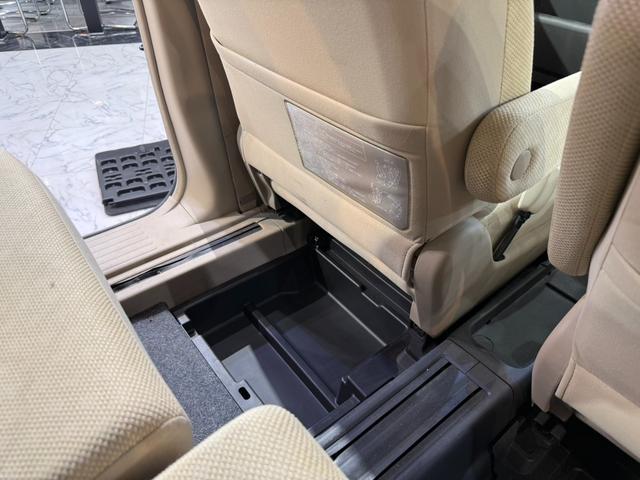 シエンタ Ｇ　１年保証／全塗装／屋根ホワイト塗装／新品ホイール／新品タイヤ／電動スライドドア／内装ベージュ／純正ナビ／ＴＶ／後席モニター／ＥＴＣ／バックカメラ／ＣＤ／ＤＶＤ／Ｂｌｕｅｔｏｏｔｈオーディオ／（57枚目）